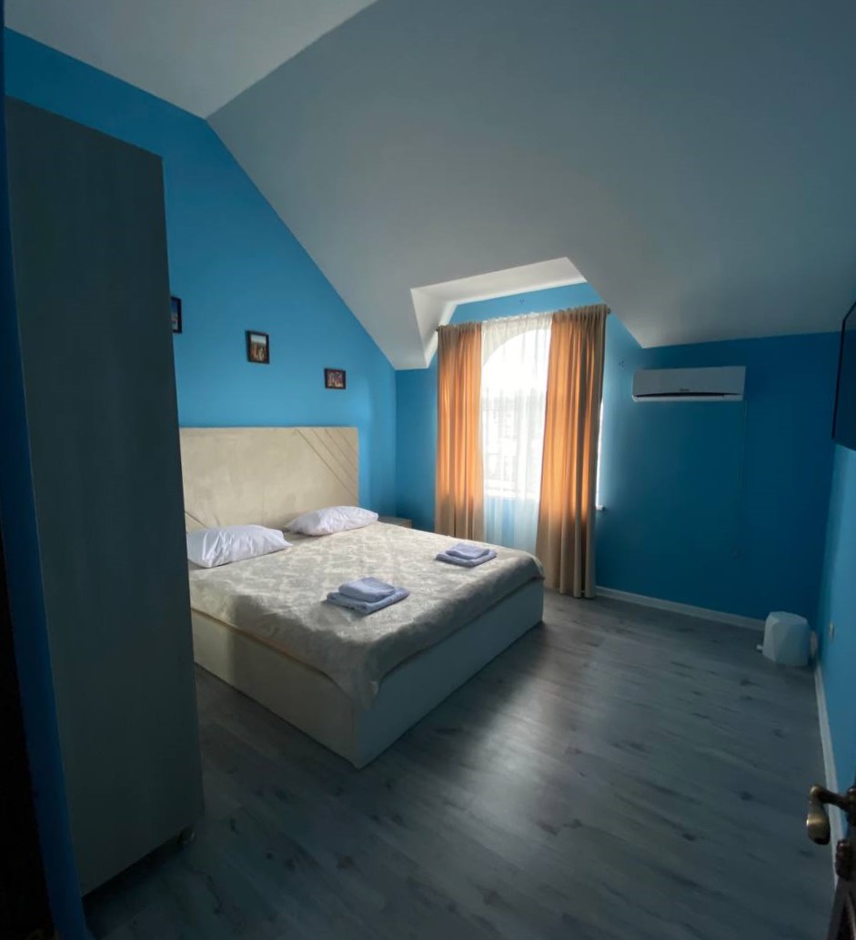 Гостевой дом "Lion" 120 м²