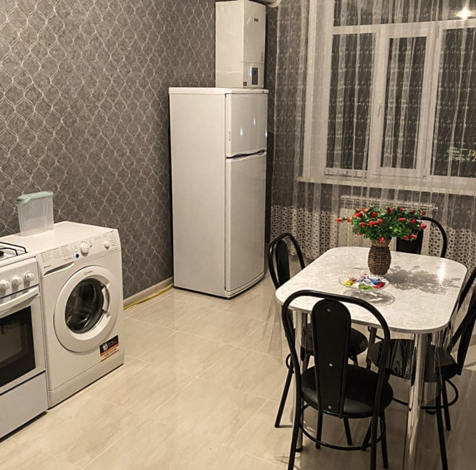 1 комнатная 60 м²