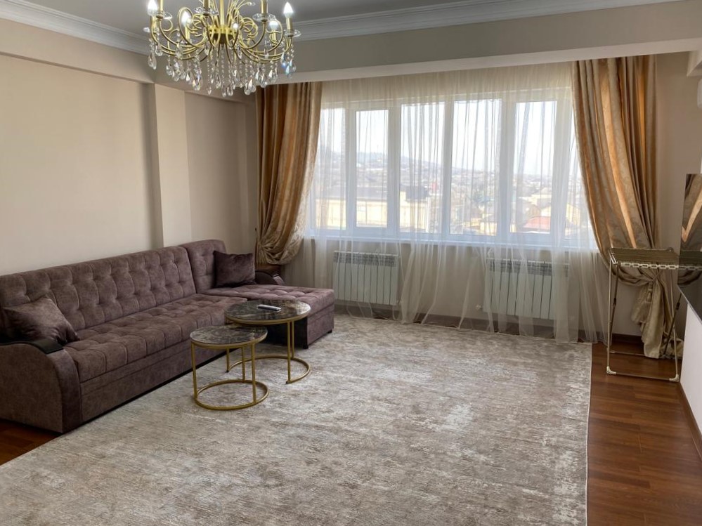 1 комнатная 57 м²