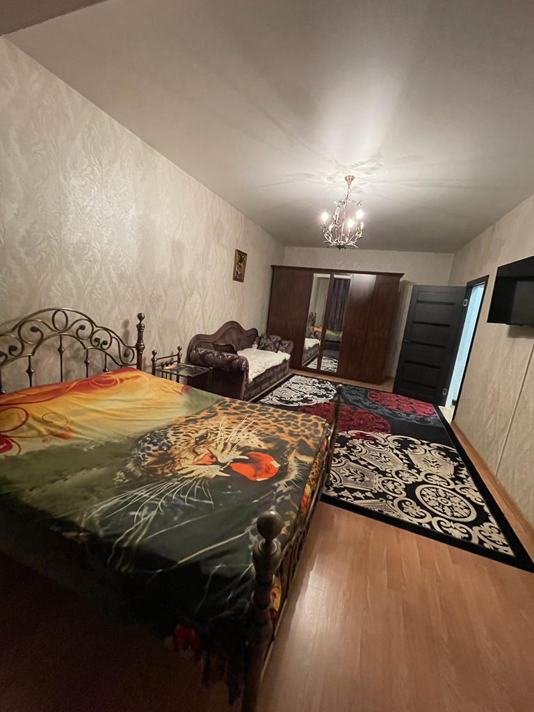 1 комнатная 60 м²