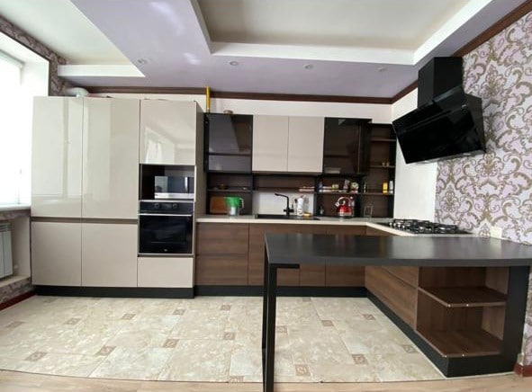 2-х комнатная 85 м²