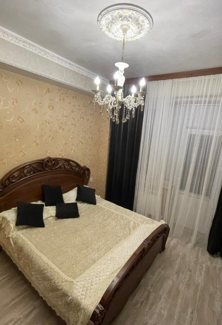 2-х комнатная 100 м²