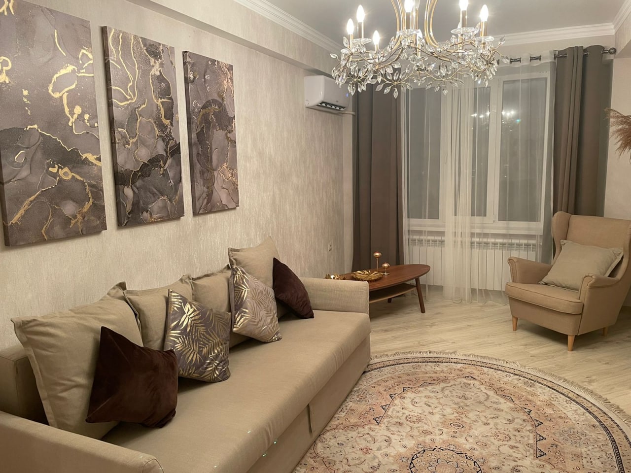 2-комнатная 80 м²