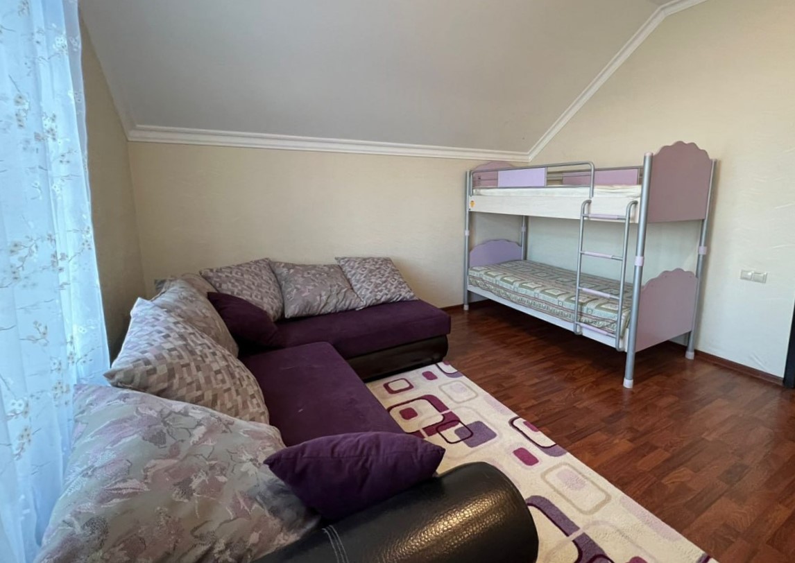 Гостевой дом 220 м²
