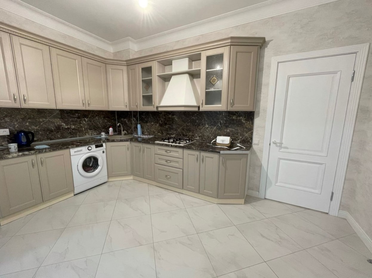 2-х комнатная 90 м²