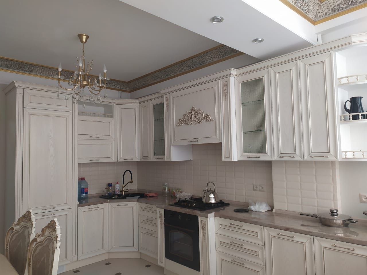 Квартира 2-х комнатная 82 м²