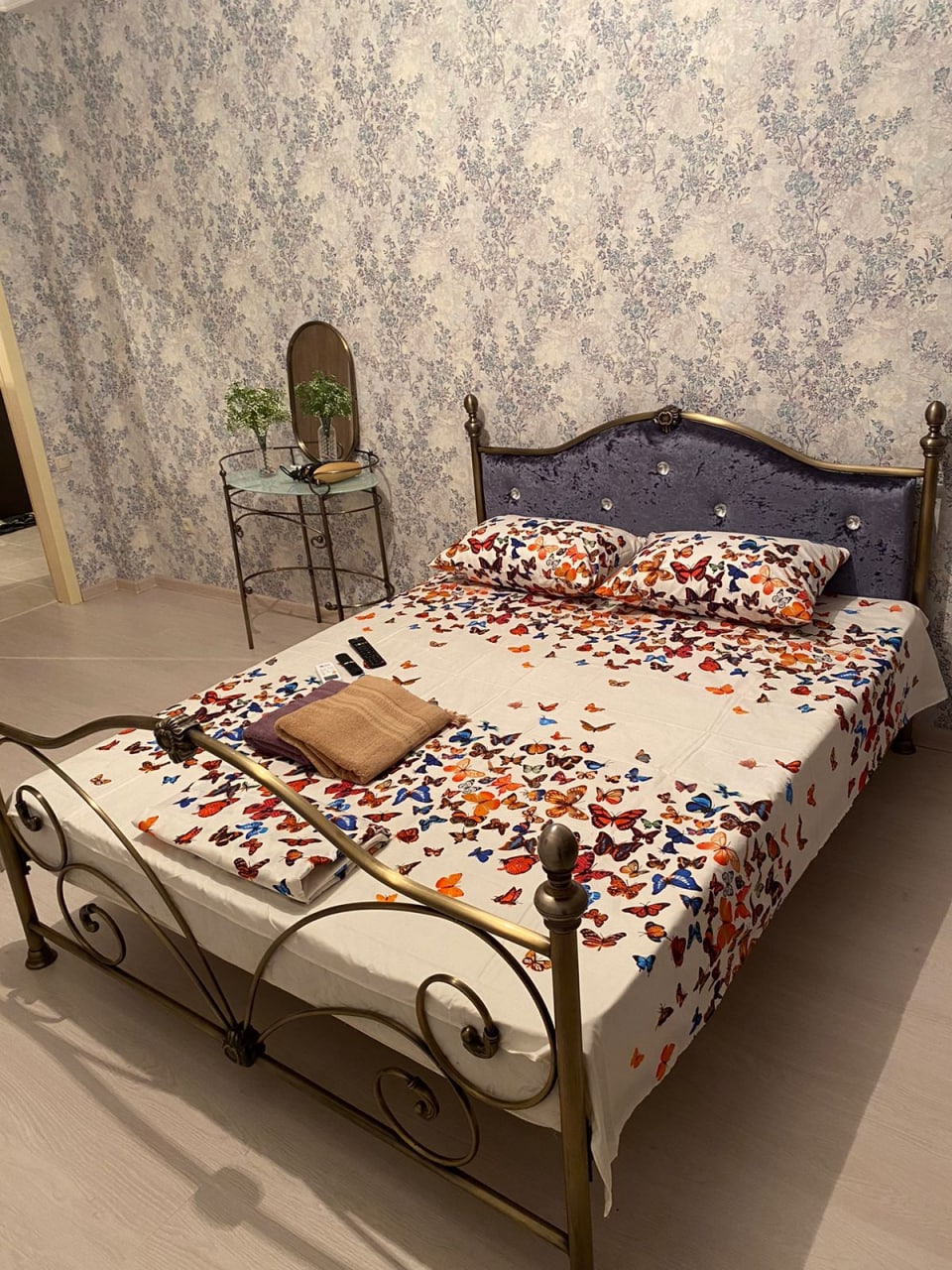 1 комнатная 60 м²