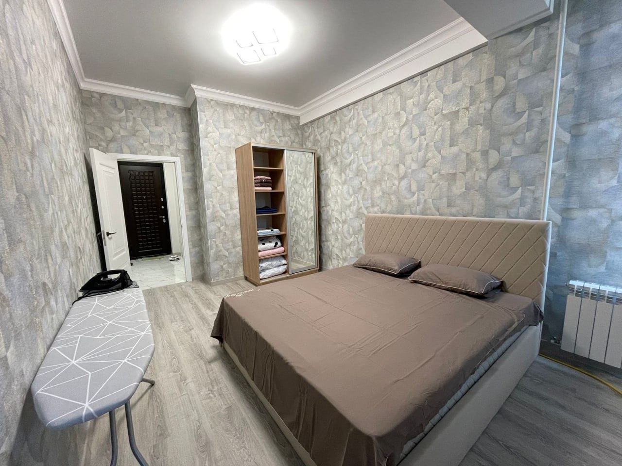 1 комнатная 60 м²