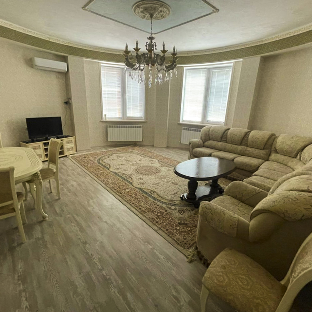 2-комнатная 80 м²