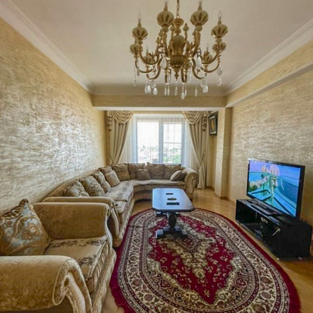 3-х комнатная 150 м²