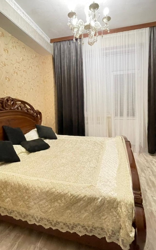 2-х комнатная 100 м²