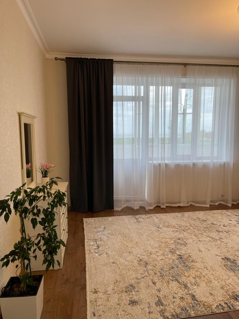 1 комнатная 75 м²