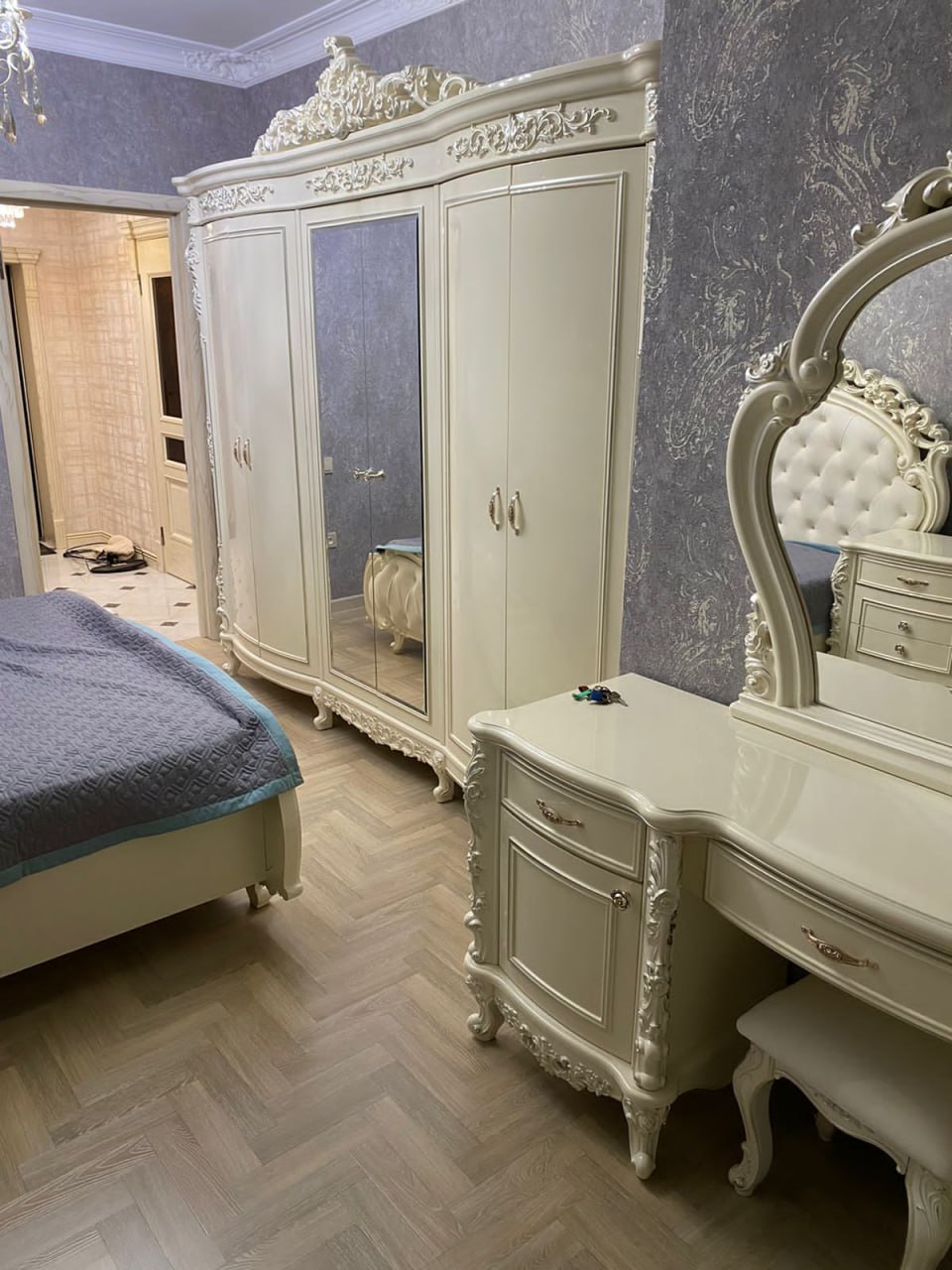 1 комнатная студия 60 м²