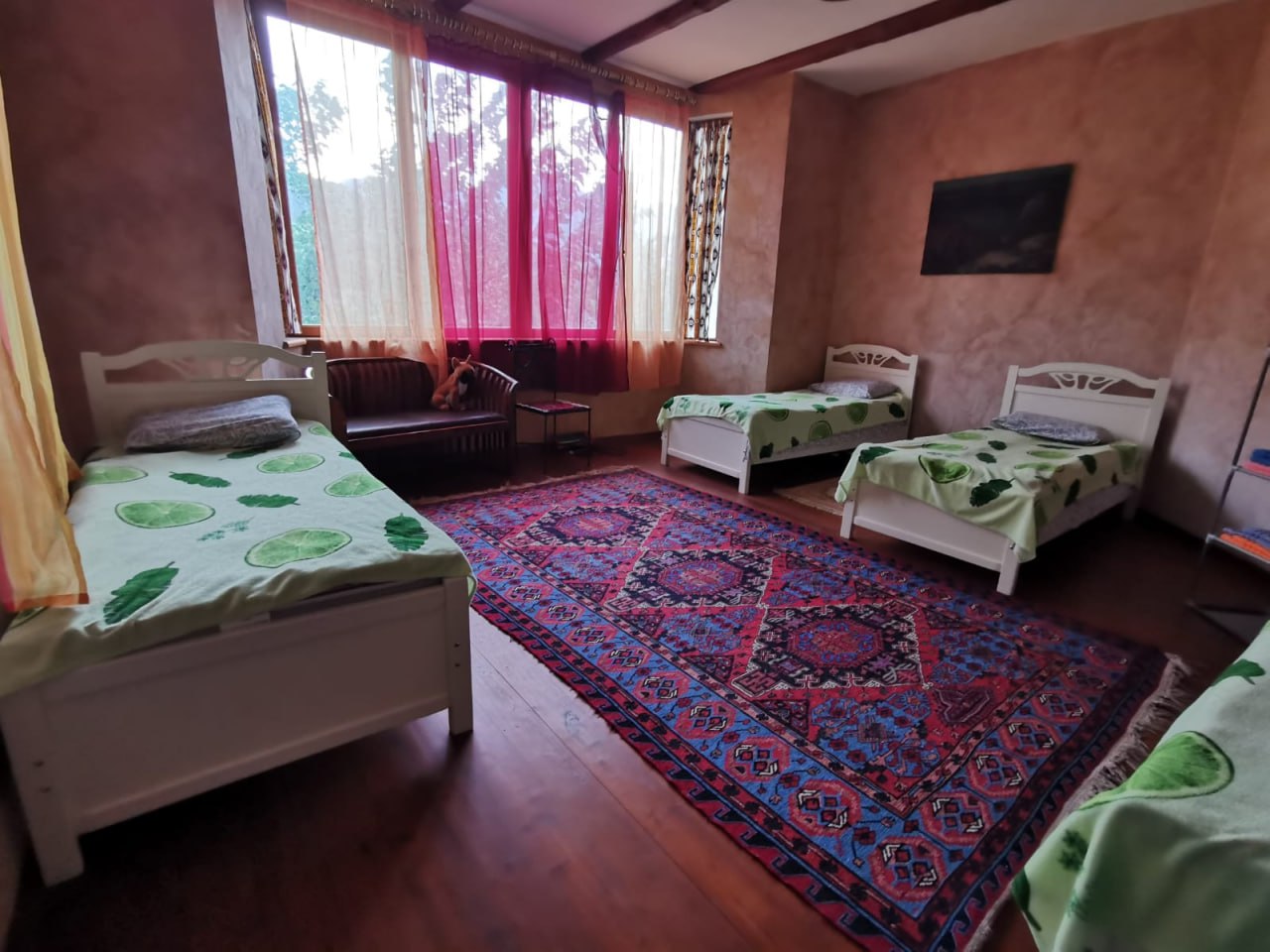 Гостевой дом "Горный воздух" 300  м²