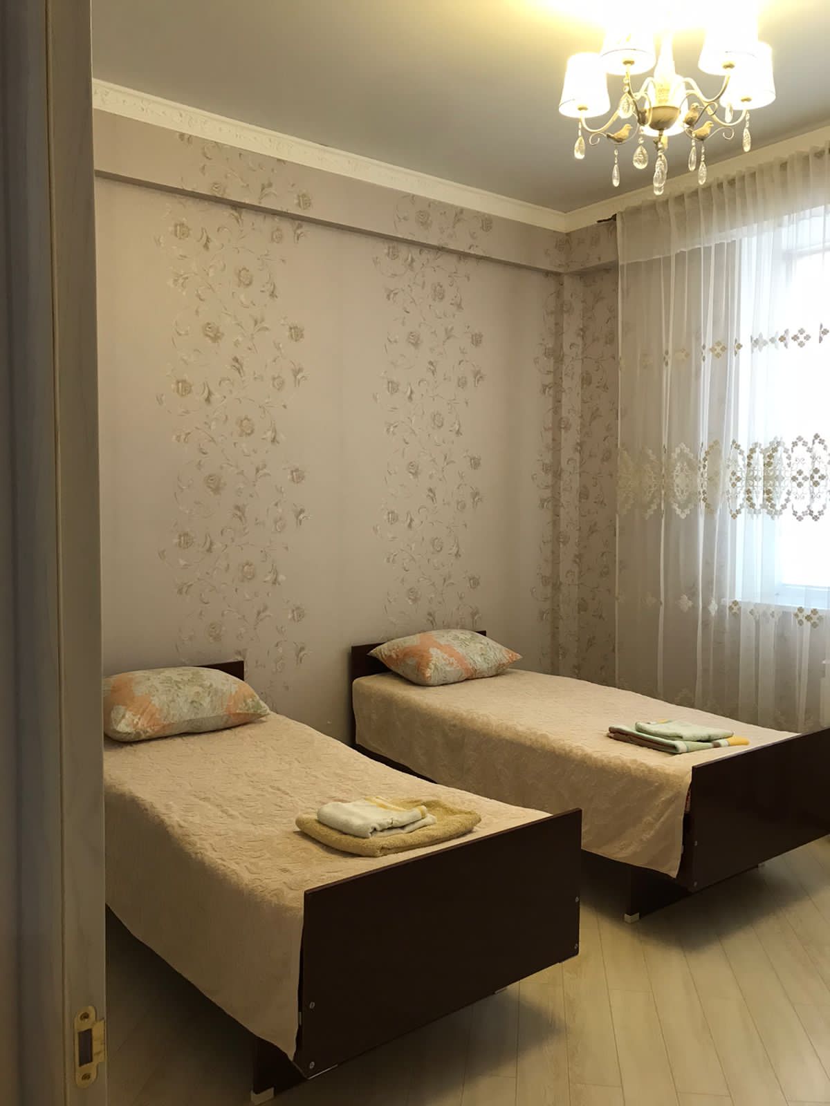 Квартира 2-х комнатная 82 м²