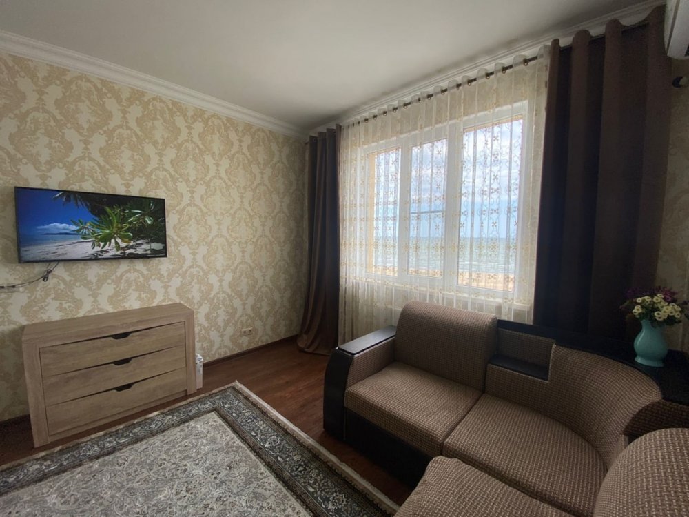 Квартира 2-х комнатная 76 м²